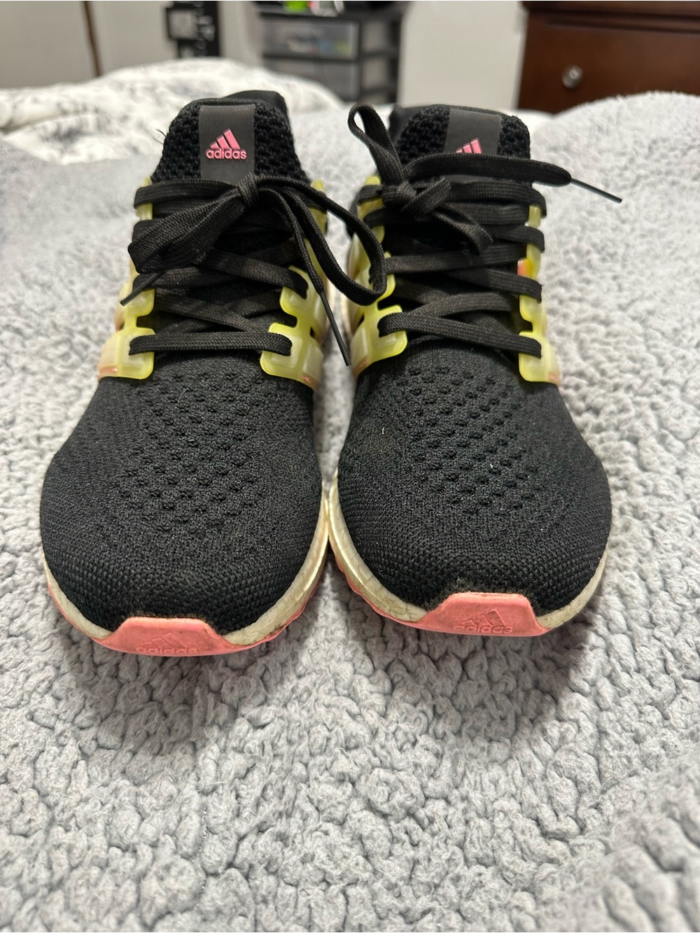 Adidas Women’s Black Knit Running Shoes Pink Yellow Size 8